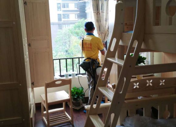 南寧市青秀區長虹路萬科城業主 甲醛治理施工